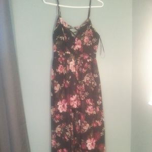 Rue21 Black Floral Print Caged V Maxi Romper